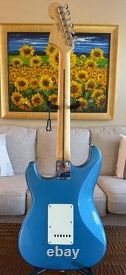 Guitare Fender American Performer Strat 2022, bleu Lake Placid délavé, finition brillante