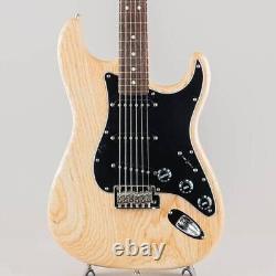 Guitare Fender Made in Japan Limited Hybrid II Stratocaster Sandblast avec housse de transport