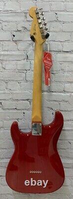 Guitare Fender Noventa Stratocaster, rouge cramoisi transparent MIM BSTOCK