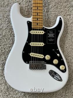 Guitare Fender Player II Stratocaster, Touche en Érable, Finition Blanc Polaire - MIM