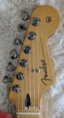 Guitare Fender Player II Stratocaster, touche en érable, Aged Cherry Burst - MIM