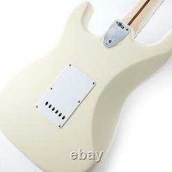 Guitare Fender Ritchie Blackmore Stratocaster blanche olympique NEUVE