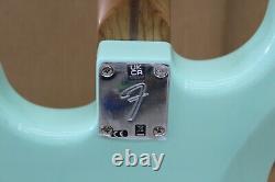 Guitare Fender Stratocaster 2023 (Vert Surf) Fabriquée au Mexique