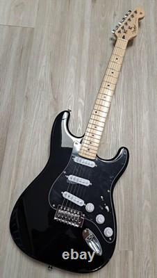 Guitare Fender Stratocaster noire avec manche en érable MOD Strat SSS LTD de Gilmour