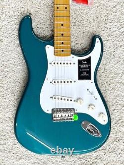 Guitare Fender Vintera II'50s Stratocaster, touche érable, turquoise océan
