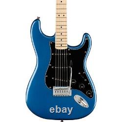 Guitare Squier Affinity Series Stratocaster avec touche en érable Lake Placid Blue