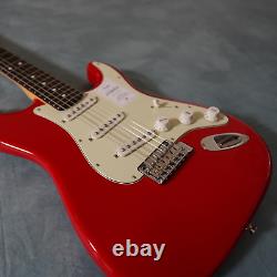 Guitare électrique Fender Made in Japan Hybrid II Stratocaster en palissandre rouge Modena
