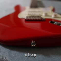 Guitare électrique Fender Made in Japan Hybrid II Stratocaster en palissandre rouge Modena