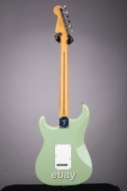 Guitare électrique Fender Player II Stratocaster HSS Vert Bouleau avec touche en palissandre