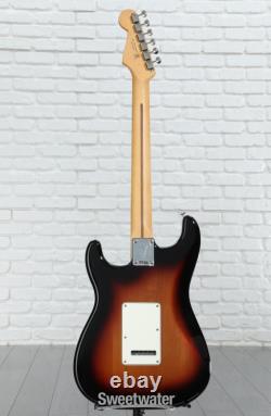 Guitare électrique Fender Player II Stratocaster HSS, finition Sunburst 3 couleurs