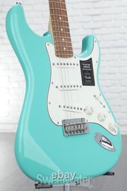 Guitare électrique Fender Player Stratocaster Sea Foam Green avec Pau Ferro