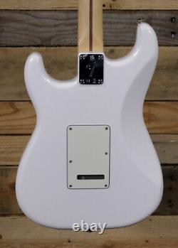 Guitare électrique Fender Player Stratocaster en blanc polaire avec touche en érable