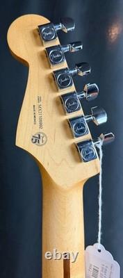 Guitare électrique Fender Player Stratocaster, finition blanc polaire Guitare électrique Fender Player Stratocaster, finition blanc polaire