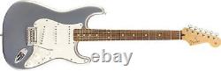 Guitare électrique Fender Player Stratocaster, touche en Pau Ferro, argentée
