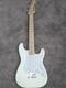 Guitare électrique Fender Squier Mini Stratocaster, Touche En érable, Blanc Olympique