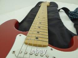 Guitare électrique Fender Squier Stratocaster Classic Vibe 50's Fiesta Red avec accessoires