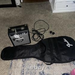Guitare électrique Fender Squier Stratocaster Sunburst Neuve avec ampli et PLUS d'accessoires