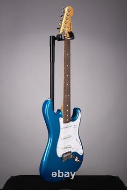 Guitare électrique Fender Standard Stratocaster Aqua Marine Metal