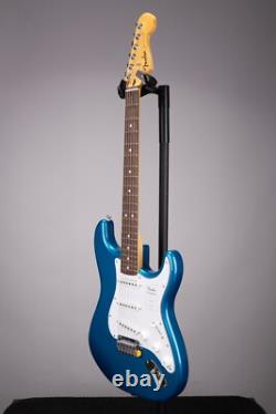 Guitare électrique Fender Standard Stratocaster Aqua Marine Metal