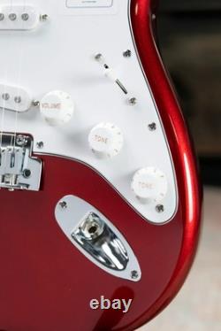 Guitare électrique Fender Standard Stratocaster Candy Cola