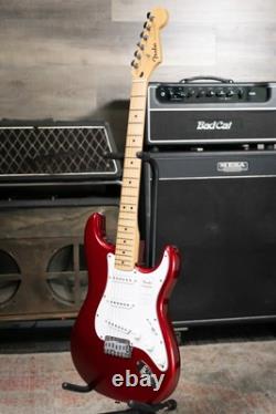 Guitare électrique Fender Standard Stratocaster Candy Cola