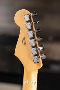 Guitare électrique Fender Standard Stratocaster HSS noire