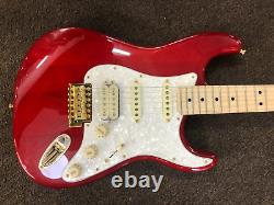 Guitare électrique Fender Tash Sultana Stratocaster en cerise transparente