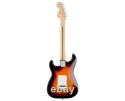 Guitare électrique Squier Affinity Series Stratocaster 3-Tone Sunburst avec touche en laurier, boîte ouverte