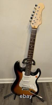 Guitare électrique Squier Affinity Series Stratocaster avec étui et support