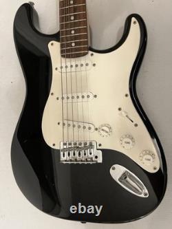 Guitare électrique Squier Affinity Stratocaster 6 cordes en peuplier noir taille réelle
