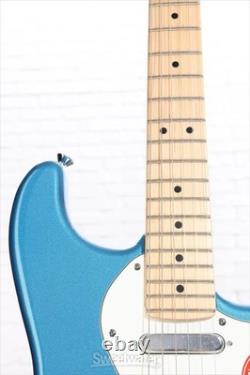 Guitare électrique Squier Paranormal Stratocaster Deluxe, Lake Placid Blue, érable