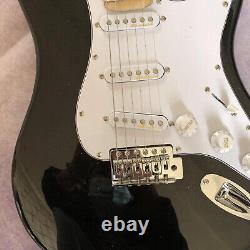 Guitare électrique Stratocaster avec micros 3S, quincaillerie chromée, livraison rapide