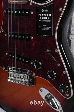 Guitare électrique à corps plein Fender Player II Stratocaster finition Sunburst 3 couleurs