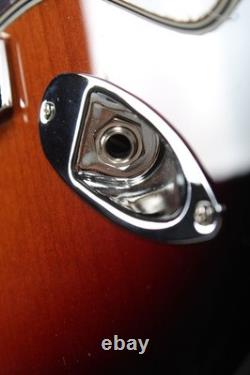 Guitare électrique à corps plein Fender Player II Stratocaster finition Sunburst 3 couleurs