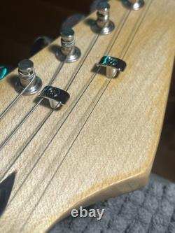 Guitare électrique de style Gilmore - pickguard personnalisé / micros Alnico 5 / Fender / Wilkinson