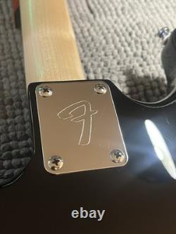 Guitare électrique de style Gilmore - pickguard personnalisé / micros Alnico 5 / Fender / Wilkinson