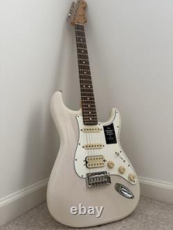 Guitare électrique solidbody Fender Player II Stratocaster HSS White Blonde