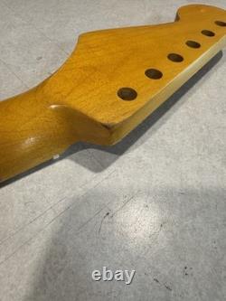 Manche Stratocaster relic aftermarket 100 % laque nitrocellulosique