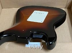 NOUVEAU Corps chargé Fender Squier Classic Vibe 60s Stratocaster 3-Color Sunburst