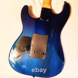 NOUVEAU DANS LA BOÎTE ? Guitare Électrique S Style + Étui/Sac + Sangle + Câble + Mediator