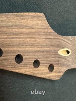 NOUVEAU neck de remplacement ALL ROSEWOOD Modern 22 frettes pour Fender Lic WD Stratocaster