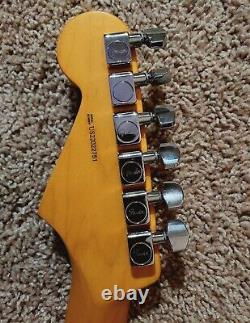 NOUVELLE FENDER American Professional II Stratocaster, avec nouvel étui moulé deluxe