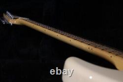 NOUVELLE Fender Japan Stratocaster CLSC 68 Strat Tex Spec VWH/M Blanc GT269 230511