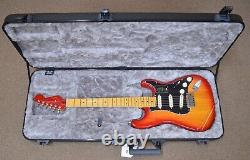 Nouveau Fender American Ultra Luxe Stratocaster Plasma Red Burst Avec Cas