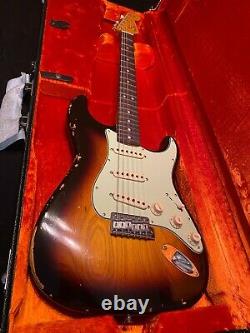 Nouveau Fender Custom Shop Stratocaster Relic 1961 Avec Coa Sunburst (charity Auction)