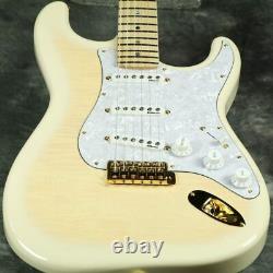 Nouveau Fender Japon Exclusif Richie Kotzen Stratocaster See-through White Burst
