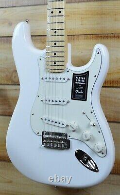 Nouveau Joueur Fender Stratocaster Maple Fingerboard Polar White