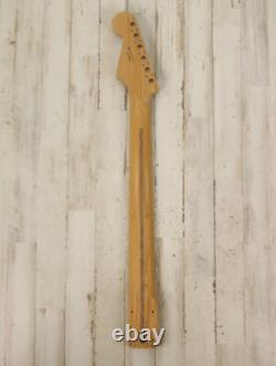 Nouveau manche Fender Stratocaster en érable torréfié (674)