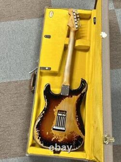 Nouvelle Fender Mike McCready Stratocaster 3-Color Sunburst/R avec étui rigide du Japon