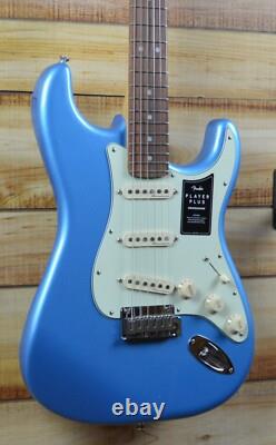 Nouvelle Fender Player Plus Stratocaster Opal Spark avec étui souple
